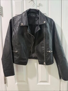 Miss Selfridges Black Faux Leather Cropped Moto Jacket